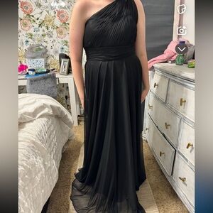 Size 14 bridesmaid dress for sell! New with tags, asking $114!